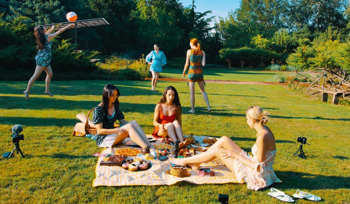 PICNIC CRUSH (2025) - Wide Angle BTS (4K 60fps).mp4_snapshot_02.24.644
